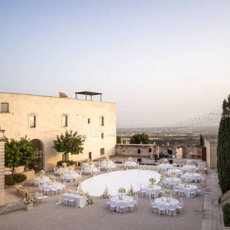 La corte interna della Masseria allestita per un matrimonio